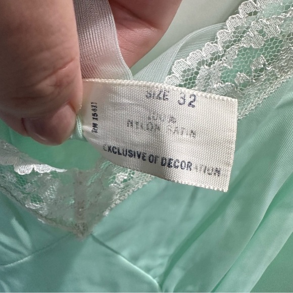 Vintage slip nightgown lingerie by Movie Star size 32 small mint green lace - Picture 6 of 9